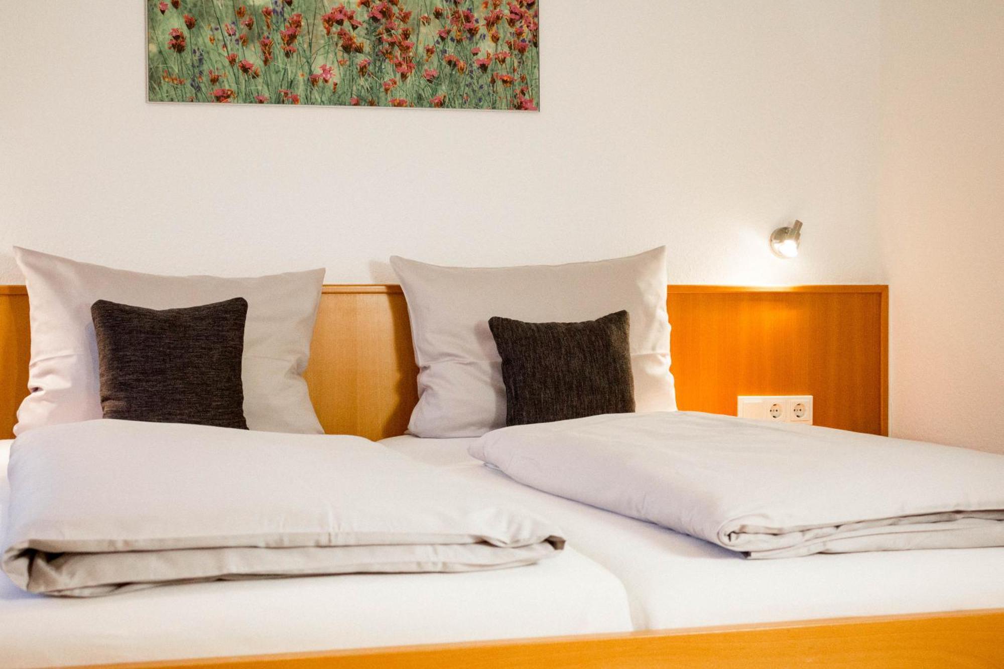 Gaestehaus Kiebel Losnich Bagian luar foto